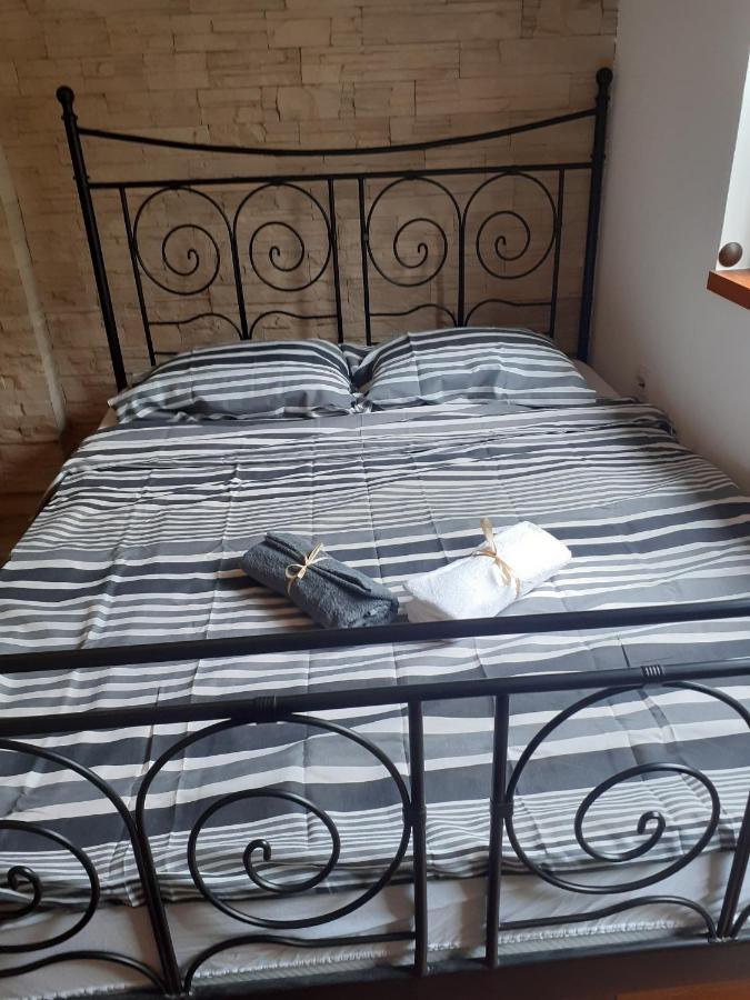 Apartman Bella 2 Belgrád Kültér fotó